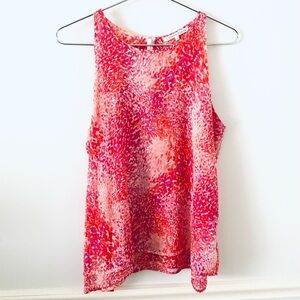 VIOLET + CLAIRE Sleeveless Crepe Blouse, Fuchsia